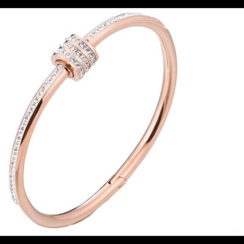 Screw bracelet